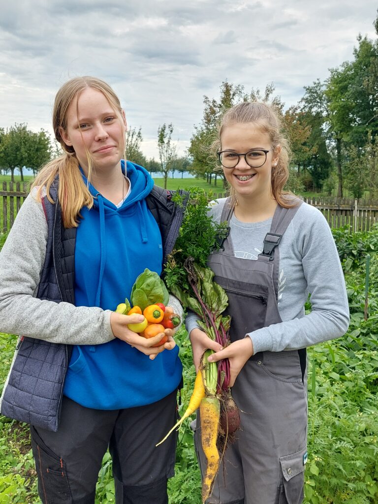 Erste Gartenbaupraxiseinheiten in der 2B